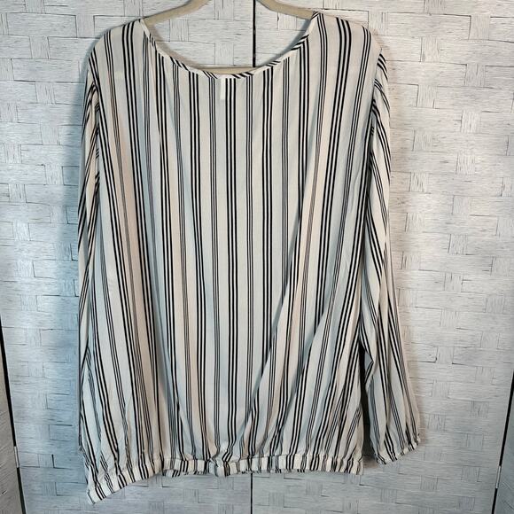 Torrid rap style shirt balloon sleeves white black stripes tradMom plus size - Picture 2 of 8